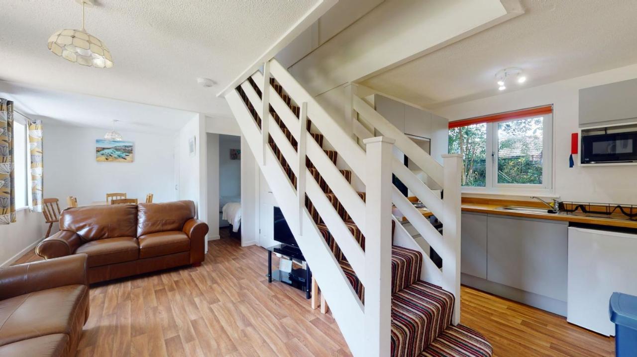 فيلا 37 Trevithick Court, Tolroy Manor هايلي المظهر الخارجي الصورة
